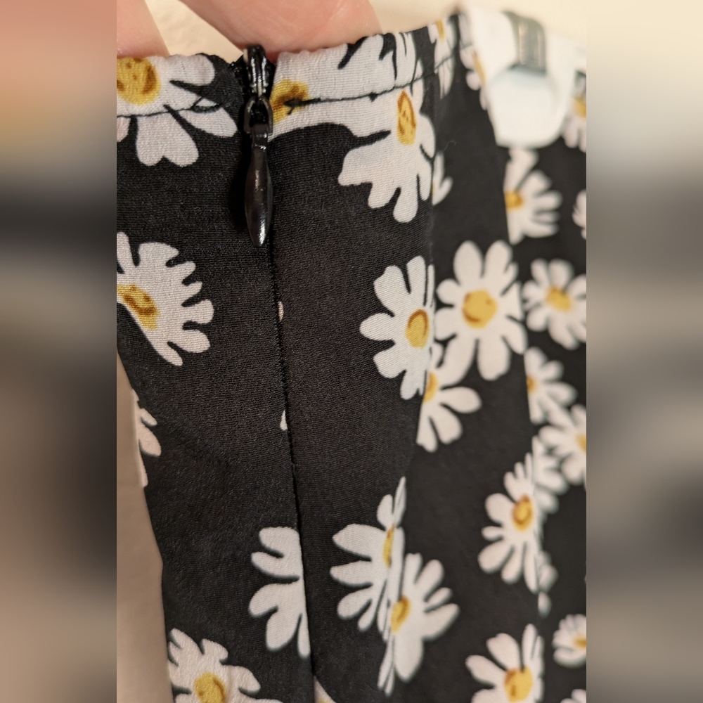 Nasty Gal Floral Black Skirt - Picture 5 of 8